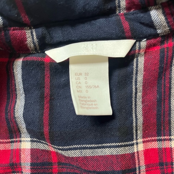 H&M plaid shirt - Picture 2 of 2